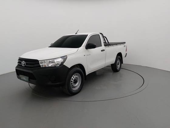 TOYOTA HILUX 2.8 D-4D TURBO DIESEL CS 4X4 MANUAL